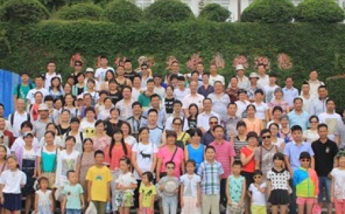 春回大地暖，活力生活，我與金力士共成長